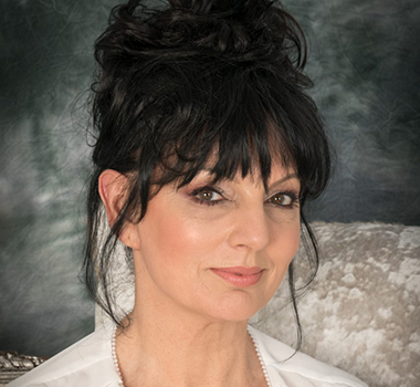 Dr Izolda Heydenrych Dr Izolda Heydenrych