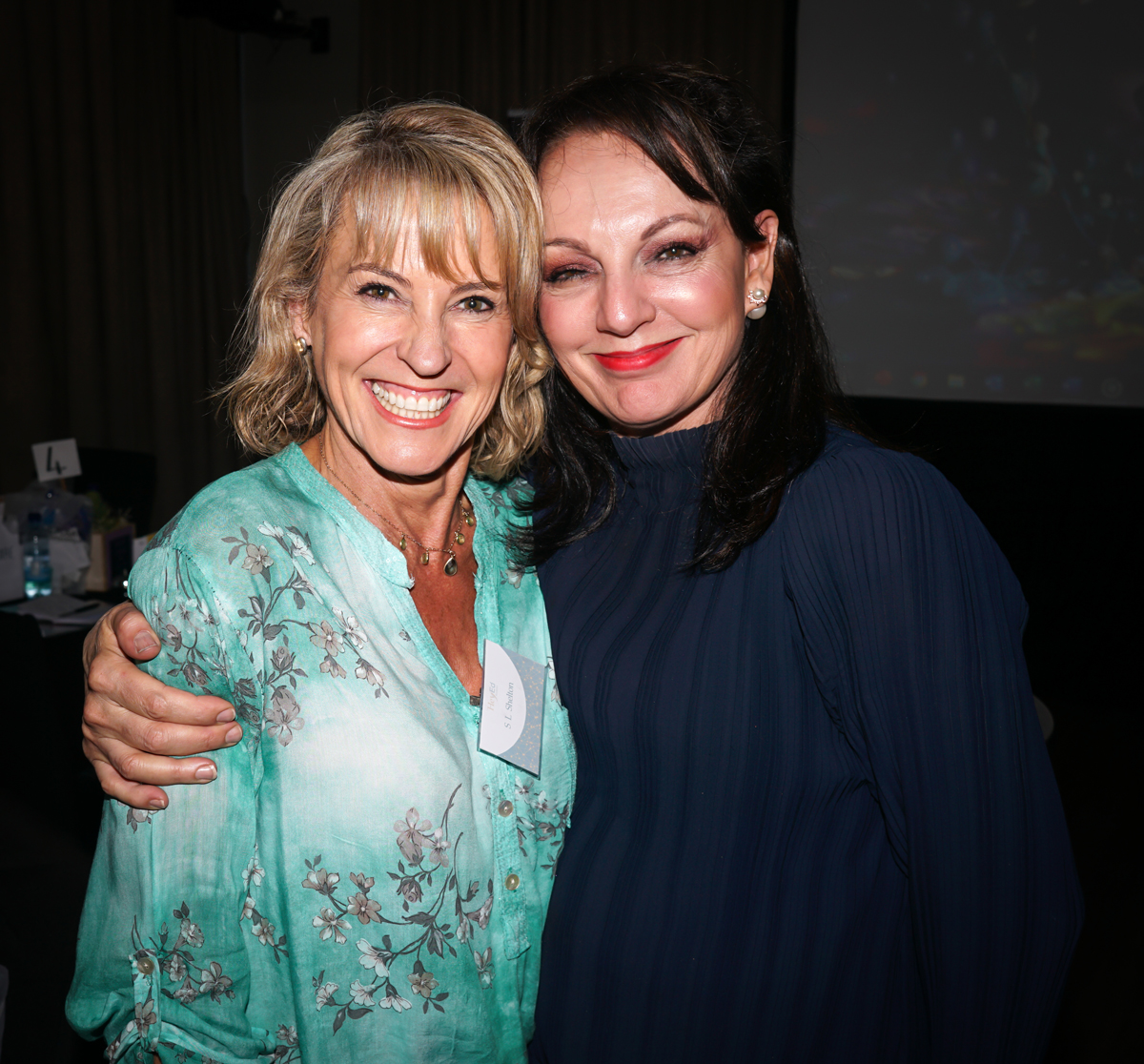 Dr Izolda Heydenrych