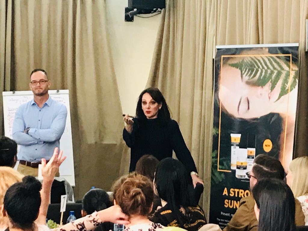 Dr Izolda Heydenrych